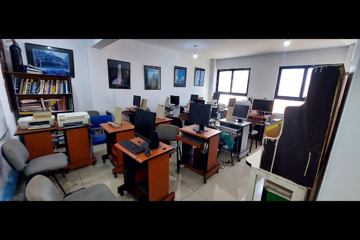 Graduation ceremony at Yaris Institute